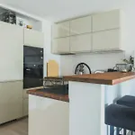 Charming Apartment - 1Br- 4P- Passy